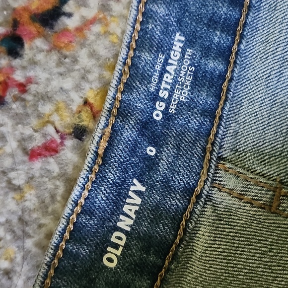 Old Navy High Rise OG Straight denim shorts NWT - Picture 5 of 9